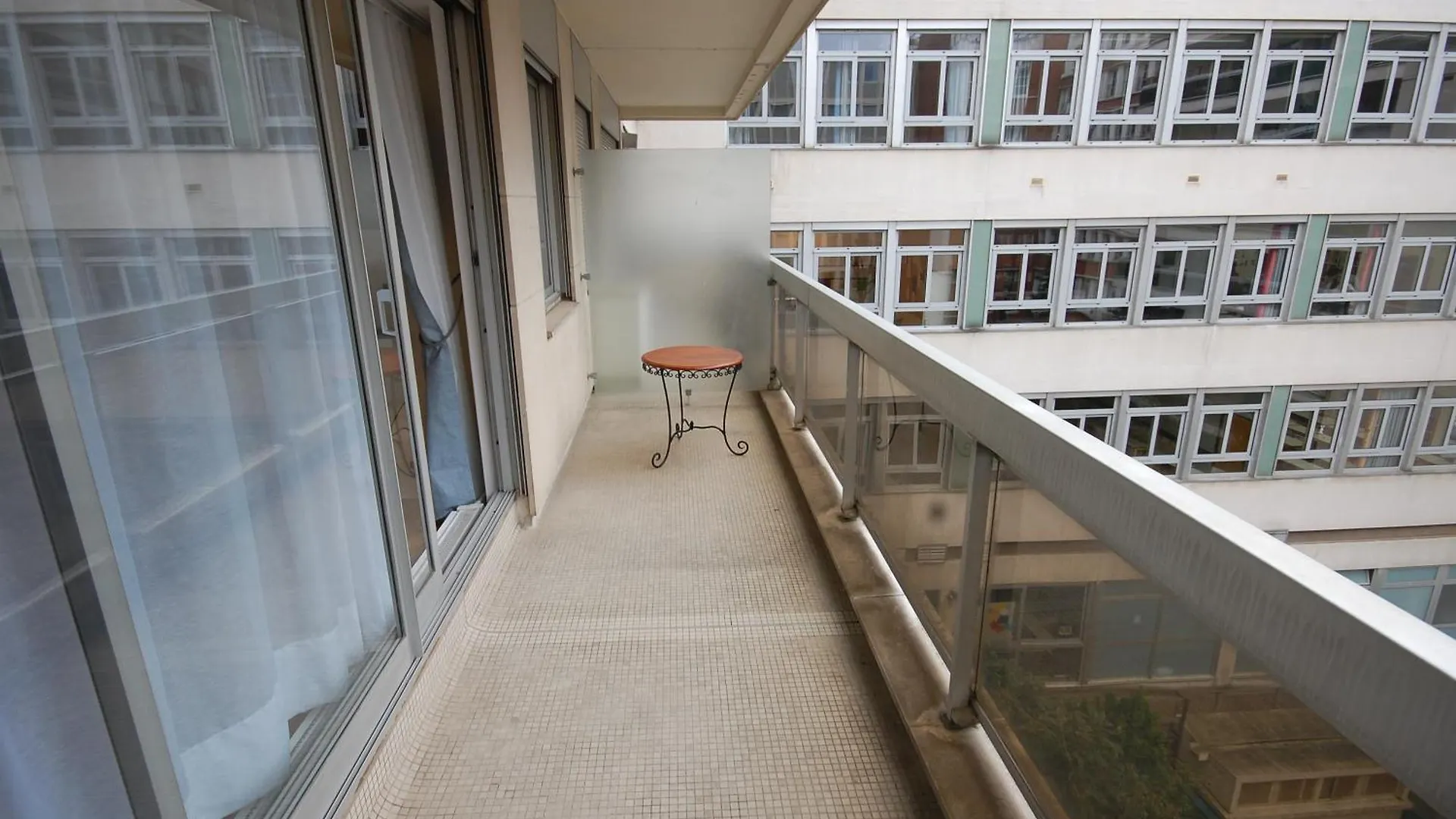 Apartment Studio Paris Near Invalides Unesco Eiffel Tower Montparnasse